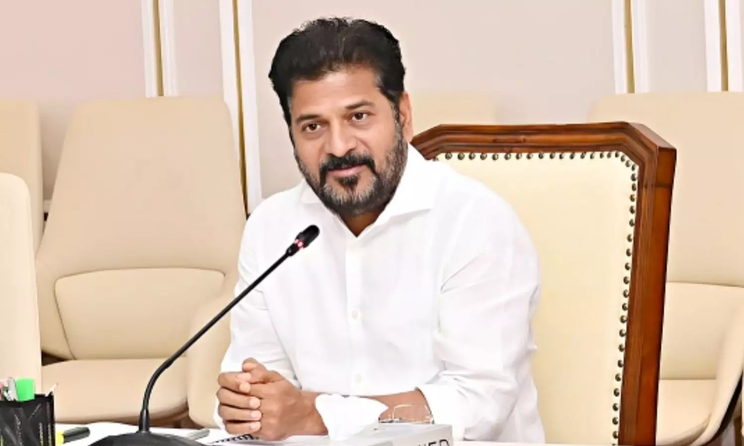 தெலுங்கானாவில் தொழிலாளர்களின் வேலை நேரம் 10 மணி நேரமாக அதிகரிப்பு! தெலுங்கானாவில் தொழிலாளர்களின் வேலை நேரம் 10 மணி நேரமாக அதிகரிப்பு!
