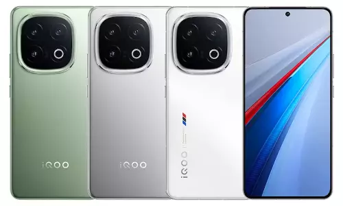 முற்றிலும் புதிய நிறத்தில் அறிமுகம் செய்யப்பட்ட ஐகூ 13 ஸ்மார்ட்போன்... விலை எவ்வளவு தெரியுமா?