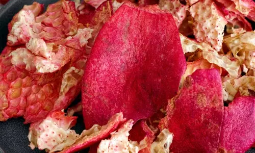 மகத்தான மருத்துவ குணங்கள் கொண்ட மாதுளை தோல்