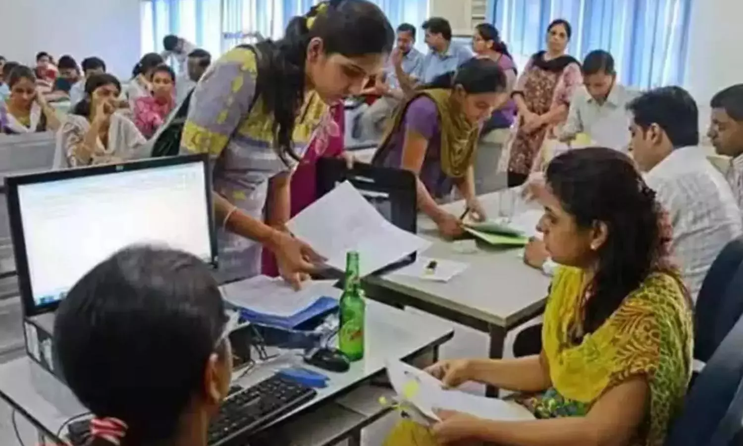 பொறியியல் படிப்புகளுக்கு நாளை கலந்தாய்வு தொடக்கம் பொறியியல் படிப்புகளுக்கு நாளை கலந்தாய்வு தொடக்கம்