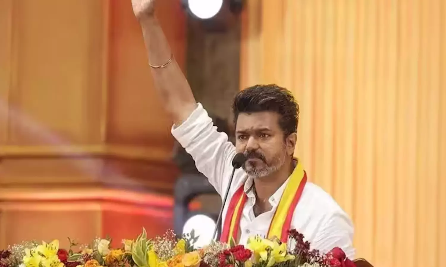 த.வெ.க.வின் பயிற்சிப் பட்டறை ஆலோசனைக் கூட்டம் த.வெ.க.வின் பயிற்சிப் பட்டறை ஆலோசனைக் கூட்டம்