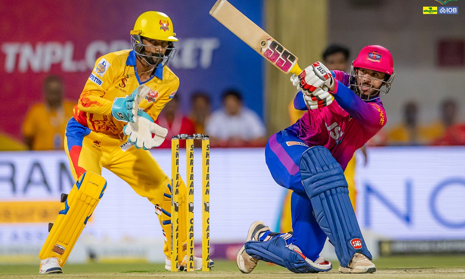 TNPL இறுதிப்போட்டி: திண்டுக்கல் அணிக்கு 221 ரன்கள் இலக்கு நிர்ணயம் TNPL இறுதிப்போட்டி: திண்டுக்கல் அணிக்கு 221 ரன்கள் இலக்கு நிர்ணயம்