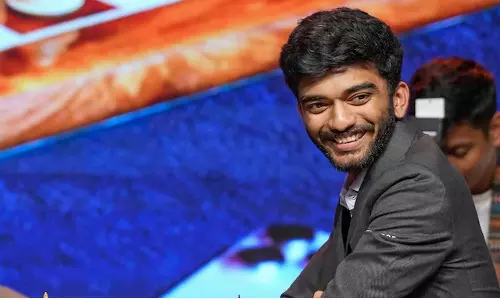 சர்வதேச ரேபிட் செஸ்: இந்திய வீரர் குகேஷ் சாம்பியன் பட்டம் வென்றார்