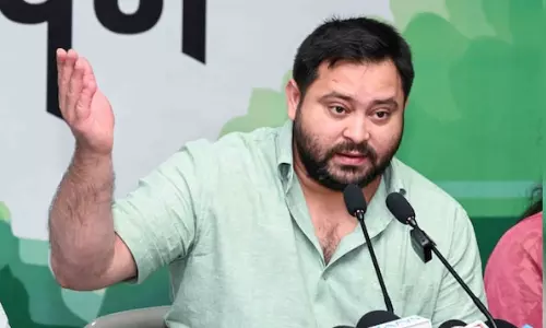 வாக்காளர் பட்டியல் திருத்தம் சர்ச்சை.. தேர்தல் ஆணையம் முடிவை எதிர்த்து உச்சநீதிமன்றம் சென்ற ஆர்.ஜே.டி.