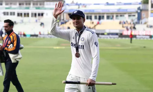 எனக்கு பிடித்தமான பத்திரிகையாளரை எங்கே?- செய்தியாளரை ட்ரோல் செய்த சுப்மன் கில்