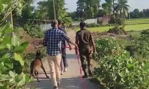 பில்லி சூனியம் செய்ததாக சந்தேகம்: ஒரே குடும்பத்தைச் சேர்ந்த 5 பேரை கொலை செய்து, எரித்த கிராம மக்கள்