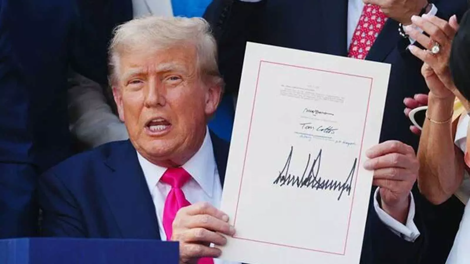 ஜப்பான், தென்கொரியப் பொருட்களுக்கு 25% வரி விதிக்கப்படும் - டிரம்ப் அதிரடி அறிவிப்பு