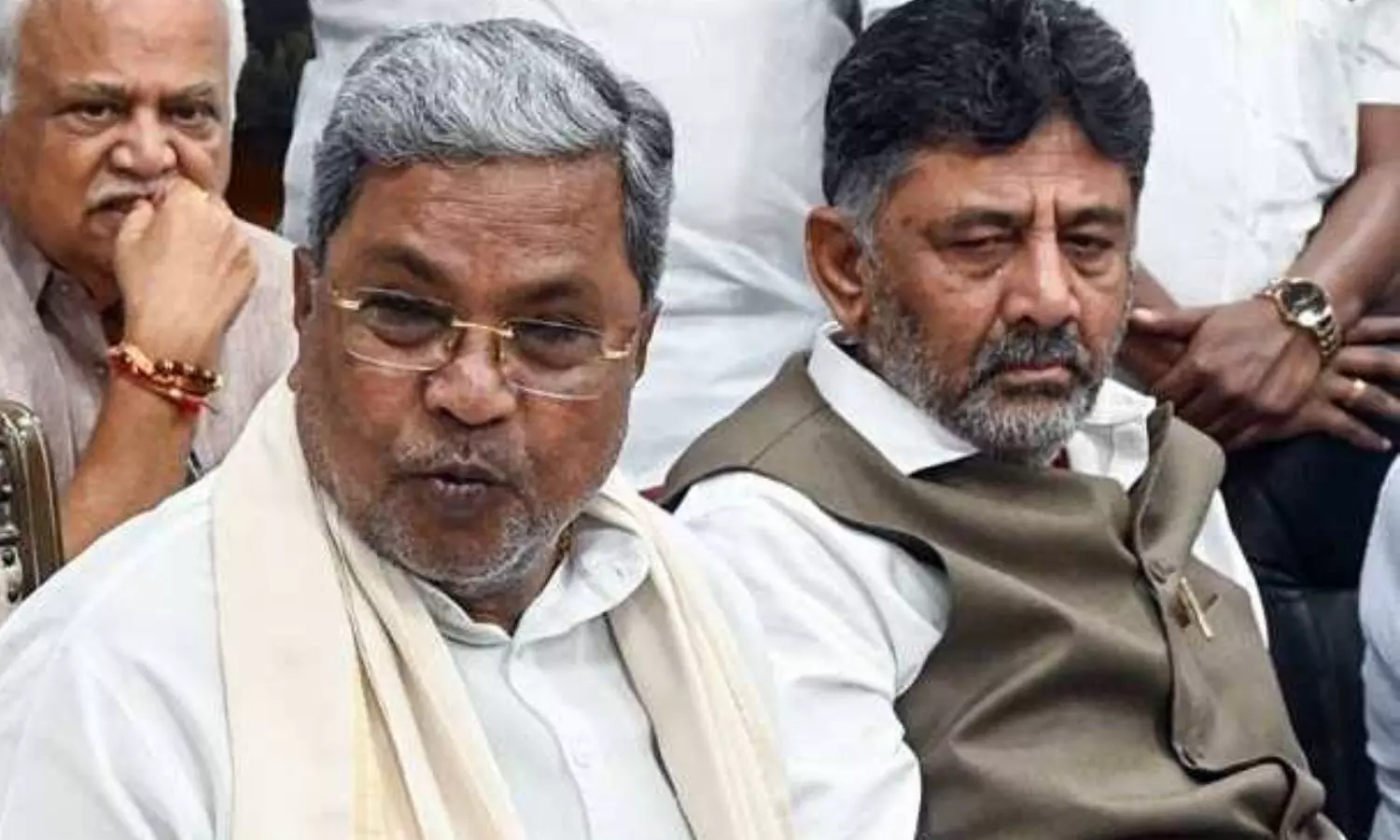 சித்தராமையாவுக்கு தேசிய பதவி?.. அப்போ முதல்வர் நாற்காலி?- டி.கே. சிவகுமார் விளக்கம்