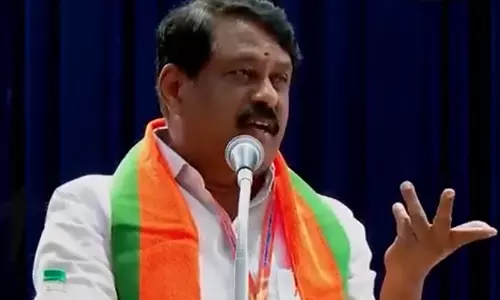 வணக்கம் கூட சொல்ல மாட்றாங்க... நயினார் யாருனு கேக்குறாங்க - பாஜக மாநிலத் தலைவர் பேச்சு