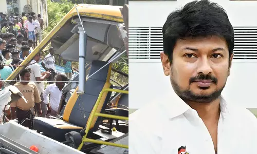 ஆயிரம் கனவுகளோடு பள்ளிக்கு சென்ற மழலைகளின் மரணம் வேதனையை தருகிறது - உதயநிதி