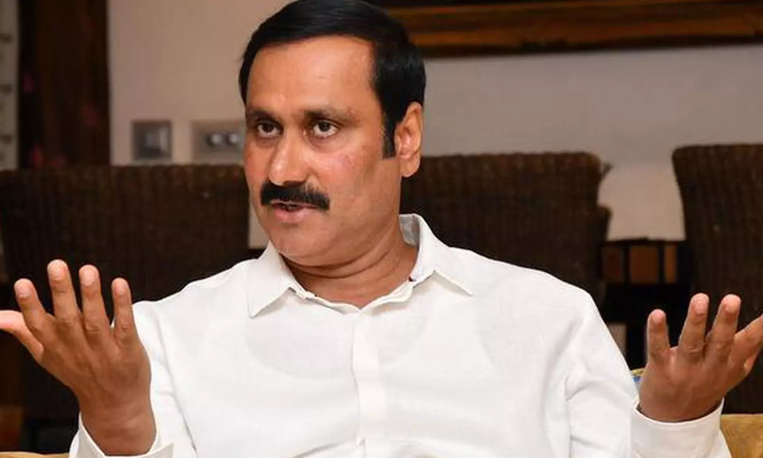 சத்துணவு அமைப்பாளர் தற்கொலைக்கு காரணமான அதிகாரிகளை காப்பாற்ற அரசே முயல்வதா?- அன்புமணி கண்டனம் சத்துணவு அமைப்பாளர் தற்கொலைக்கு காரணமான அதிகாரிகளை காப்பாற்ற அரசே முயல்வதா?- அன்புமணி கண்டனம்