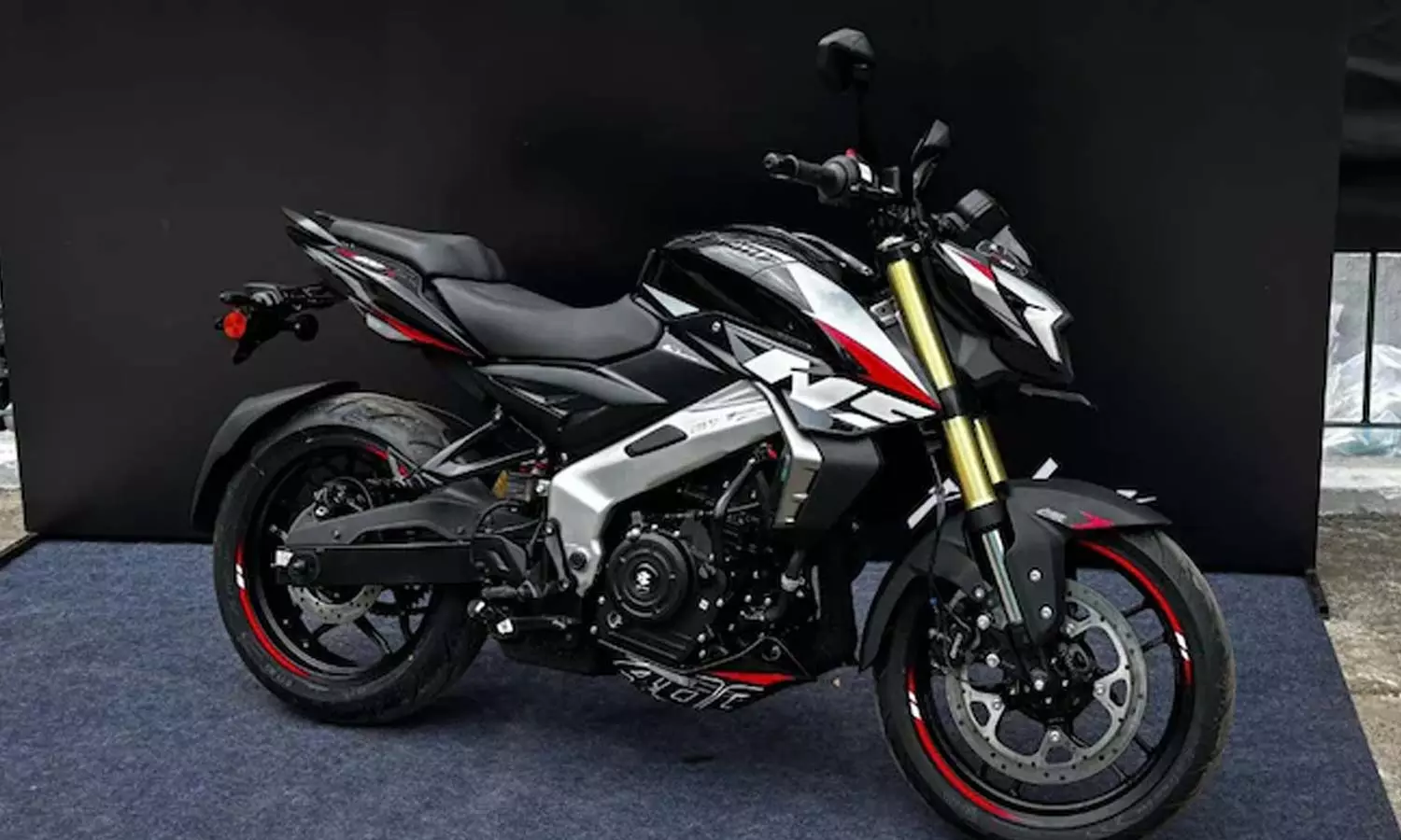 வேற லெவல் அப்டேட்களுடன் 2025 பஜாஜ் பல்சர் NS 400 Z அறிமுகம் வேற லெவல் அப்டேட்களுடன் 2025 பஜாஜ் பல்சர் NS 400 Z அறிமுகம்