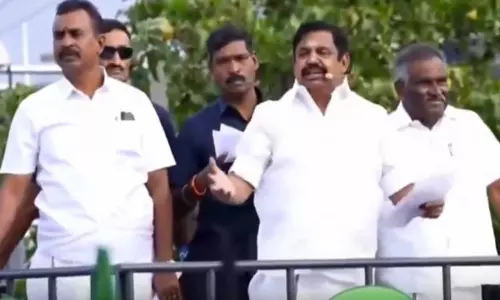 அறநிலையத் துறை சார்பில் கல்லூரிகள் தொடங்க இ.பி.எஸ். திடீர் எதிர்ப்பு - கல்வியாளர்கள் கண்டனம்