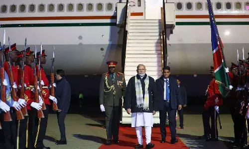 பிரேசில் பயணத்தை முடித்து கொண்டு நமீபியா சென்றடைந்த பிரதமர் மோடிக்கு உற்சாக வரவேற்பு