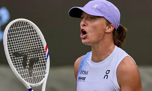 விம்பிள்டன் டென்னிஸ்: அரையிறுதிக்கு முன்னேறினார் இகா ஸ்வியாடெக்