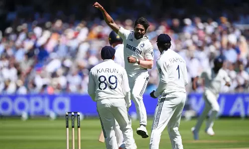 லார்ட்ஸ் டெஸ்ட்: ஒரே ஓவரில் இங்கிலாந்தின் தொடக்க வீரர்களை வீழ்த்திய நிதிஷ் ரெட்டி..!