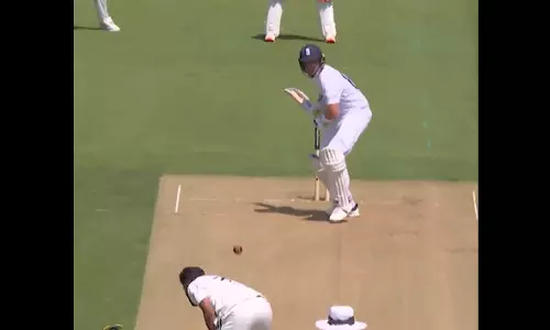 உங்களது பேஸ் பால் ஆட்டம் எங்கே?: இங்கிலாந்து வீரர்களை கிண்டலடித்த இந்திய வீரர்கள்