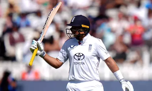 சதத்தை நெருங்கிய ஜோ ரூட்: முதல் நாள் முடிவில் இங்கிலாந்து 251/4