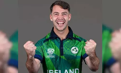 5 பந்தில் 5 விக்கெட்: வரலாற்று சாதனை படைத்த அயர்லாந்து வீரர்