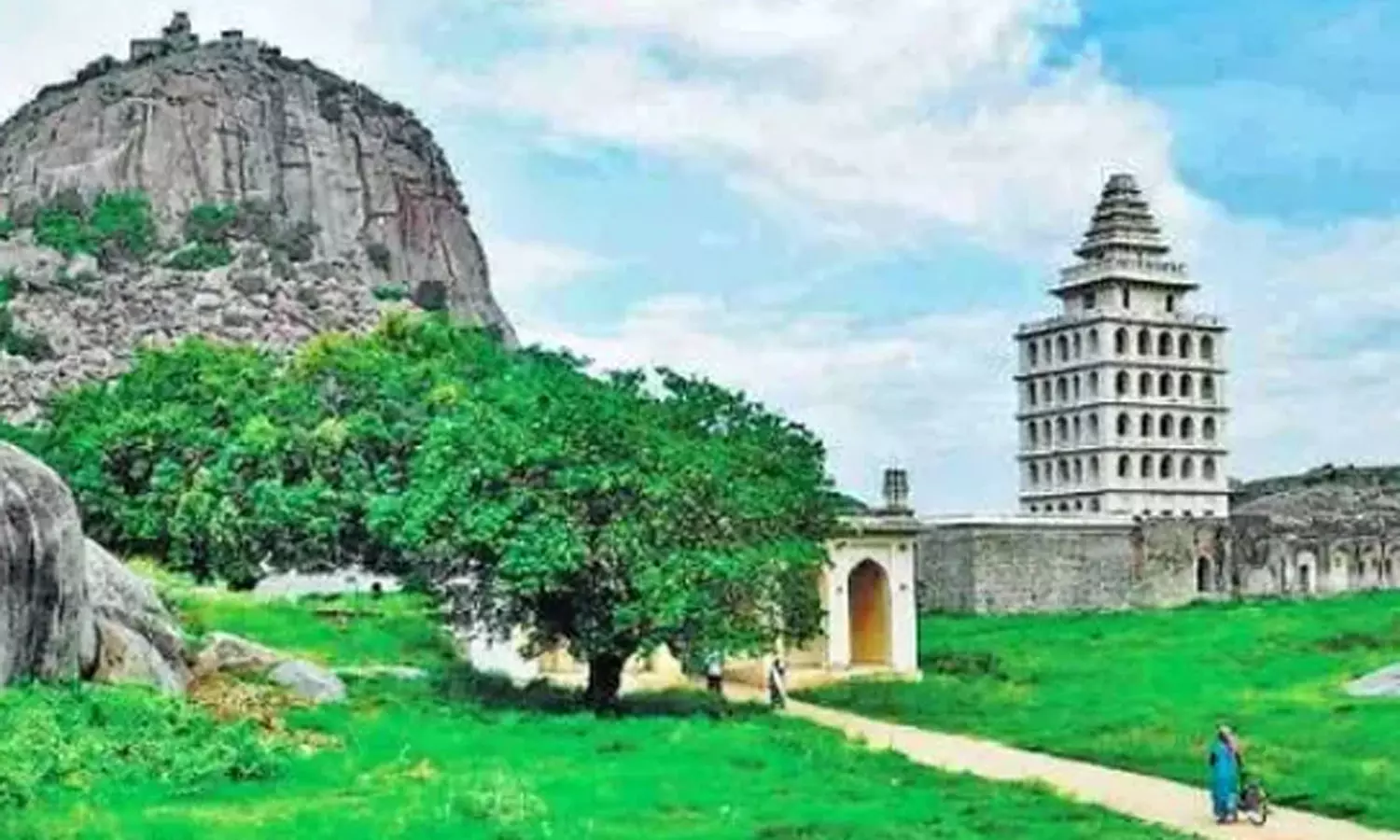 யுனெஸ்கோவின் உலக புராதன சின்னமாக செஞ்சிக்கோட்டை அறிவிப்பு, Gingee Fort  declared a UNESCO World Heritage Site
