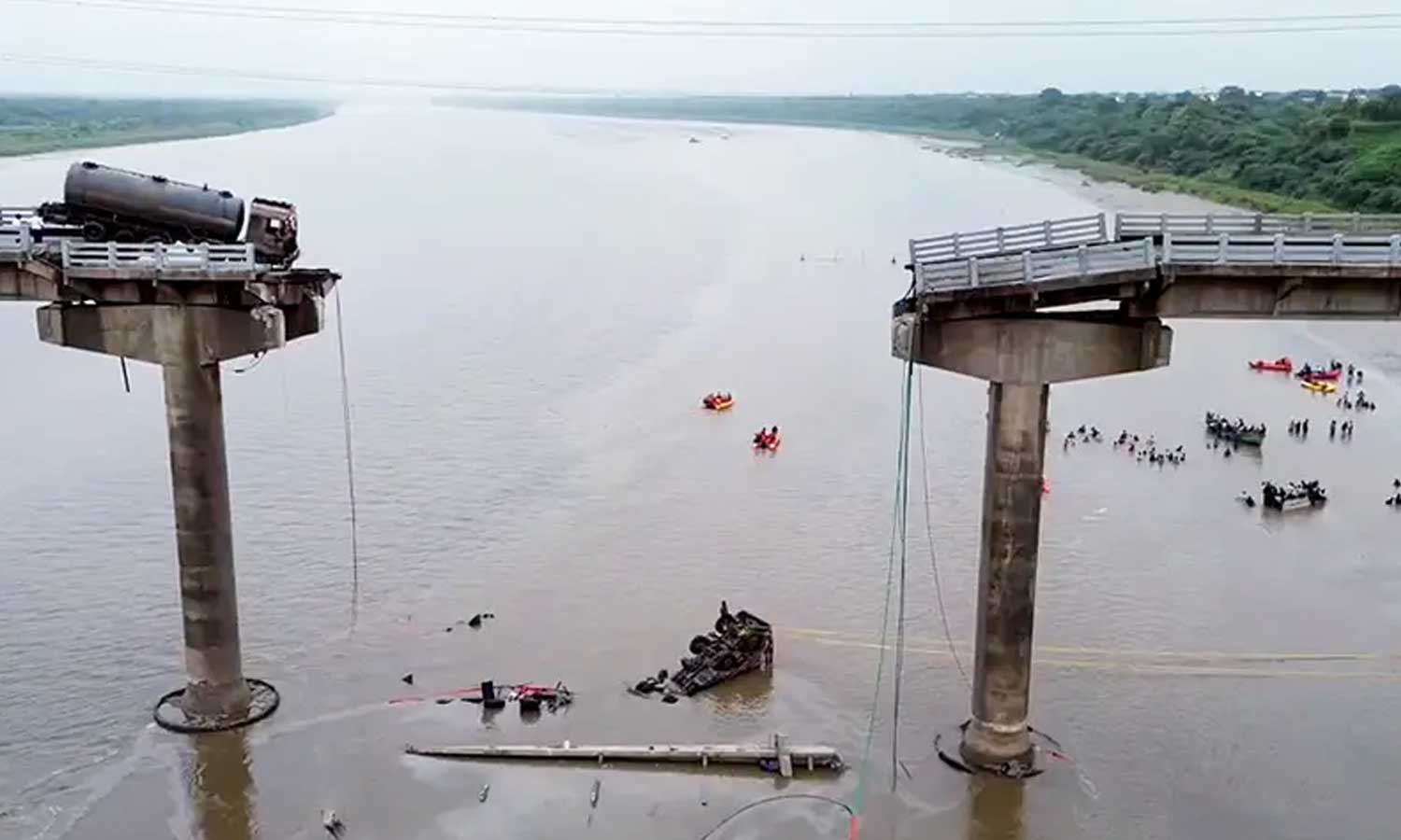 குஜராத் பாலம் இடிந்து விழுந்த விபத்துக்கு இது தான் காரணம்,.. முதல்கட்ட விசாரணையில் அதிர்ச்சி தகவல்