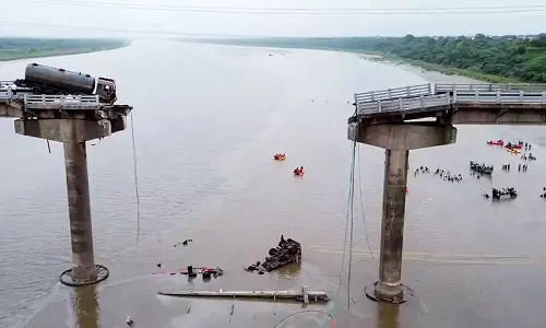 குஜராத் பாலம் இடிந்து விழுந்த விபத்துக்கு இது தான் காரணம்,.. முதல்கட்ட விசாரணையில் அதிர்ச்சி தகவல்