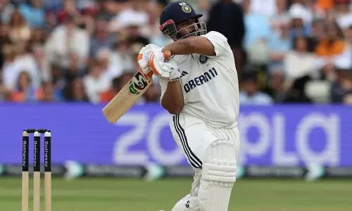 இங்கிலாந்துக்கு எதிராக அதிக சிக்சர்: விவியன் ரிச்சர்ட்ஸ் சாதனையை தகர்த்த ரிஷப் பண்ட்