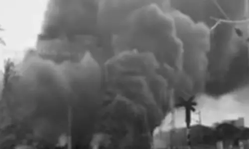 சரக்கு ரெயில் தீ விபத்து எதிரொலி - திருவள்ளூரில் காற்றின் தரம் குறைந்து மாசு அதிகரிப்பு