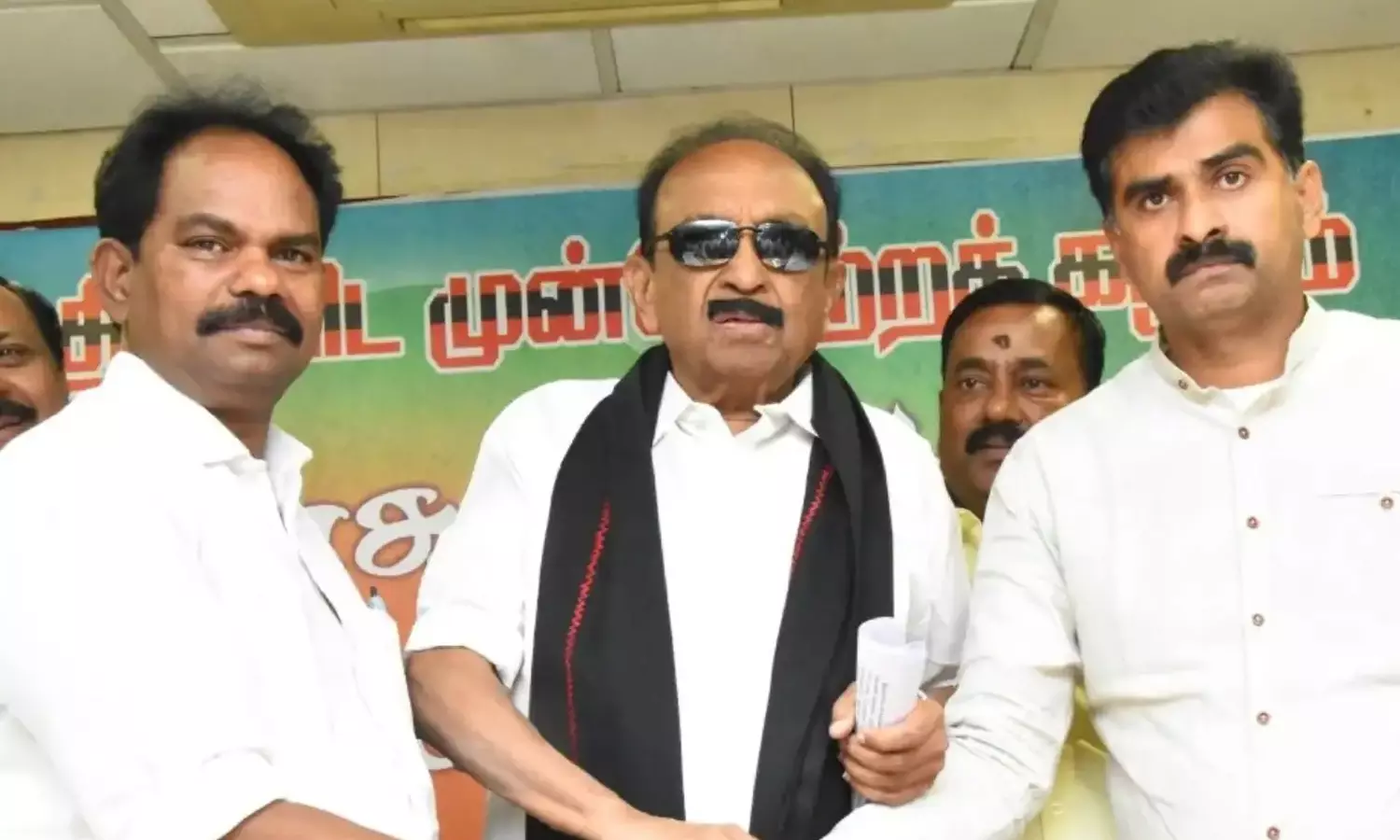 உங்கள் மகனுக்காக... நான் துரோகியா?: வேதனையில் துடிக்கின்றேன் - மல்லை சத்யா உருக்கமான அறிக்கை