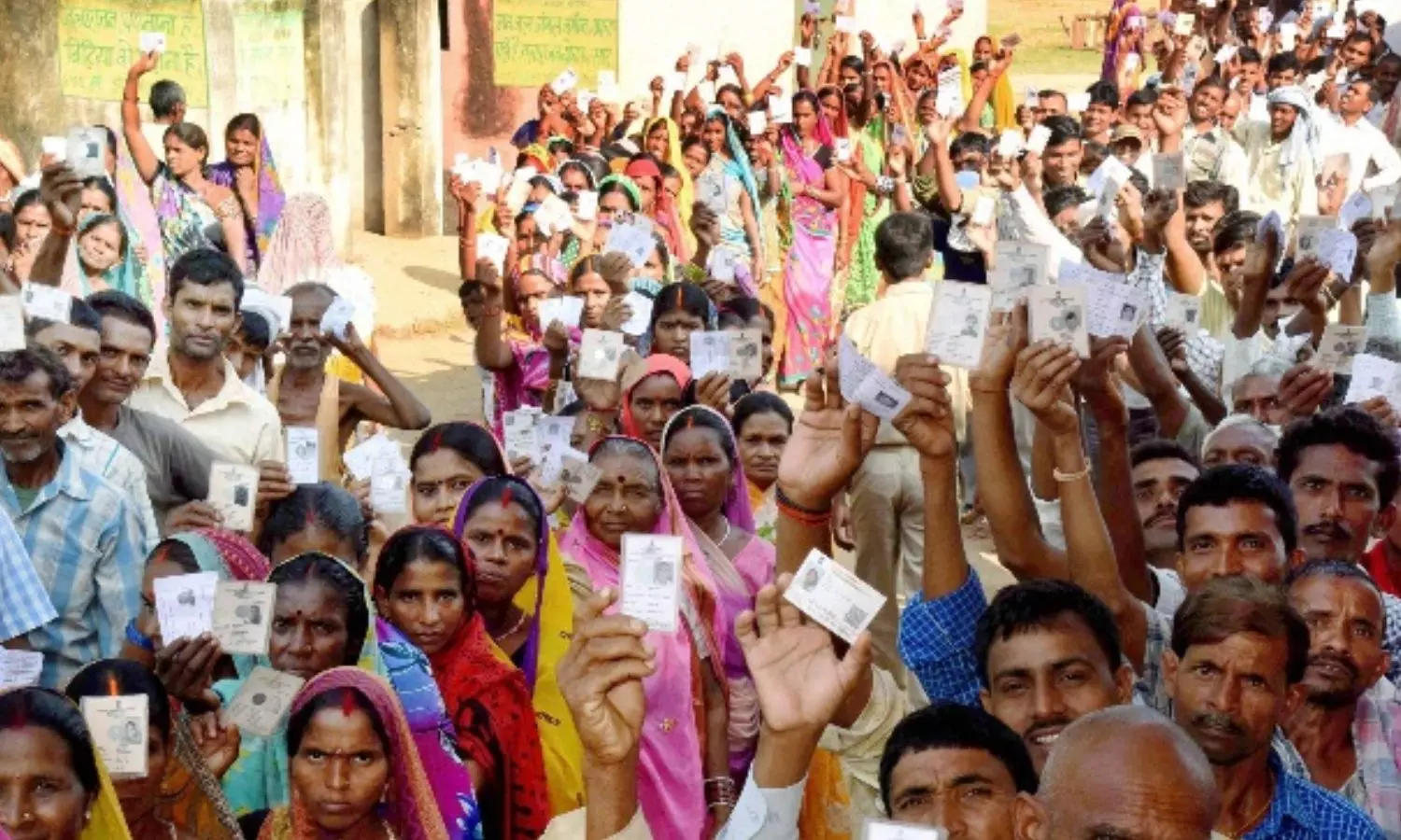 பீகார் வாக்காளர் பட்டியல் திருத்தம்- 35 லட்சம் வாக்காளர்களின் பெயர்களை நீக்கும் தேர்தல் ஆணையம்