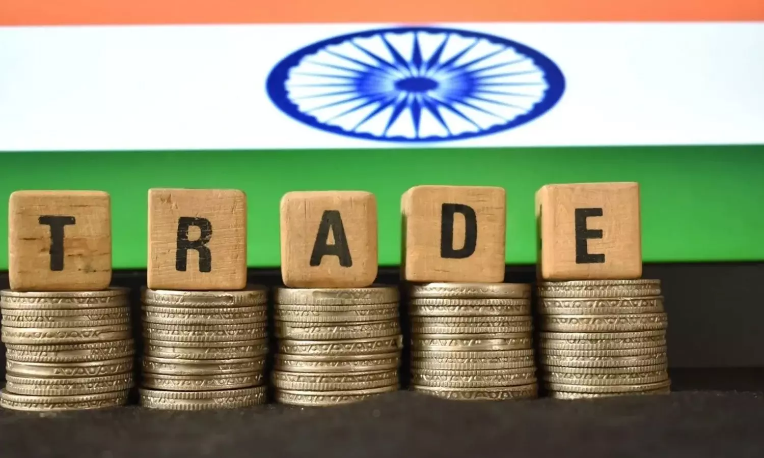அதிகரித்த வர்த்தக பற்றாக்குறை.. இந்தியாவின் தற்போதைய நிலை - வெளியான அறிக்கை!