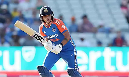 மகளிர் டி20 தரவரிசை: டாப் 10-ல் இடம் பிடித்த ஷபாலி வர்மா