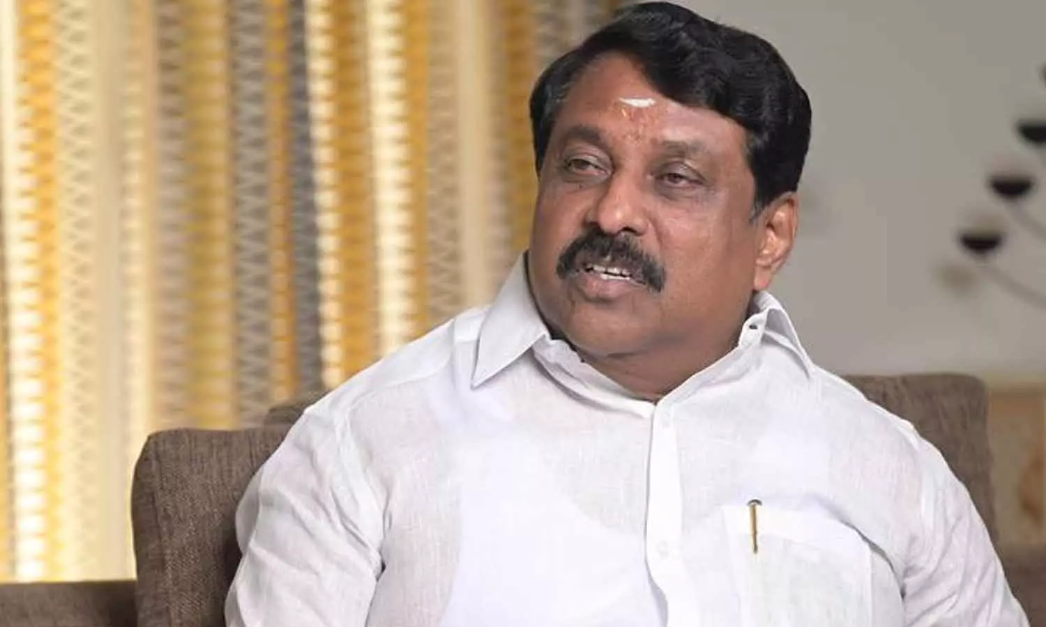 தற்காலிக பேராசிரியர்கள் 2000 பேரின் ஒப்பந்தத்தையும் நீட்டிக்காது கண்டனத்திற்குரியது- நயினார் நாகேந்திரன்