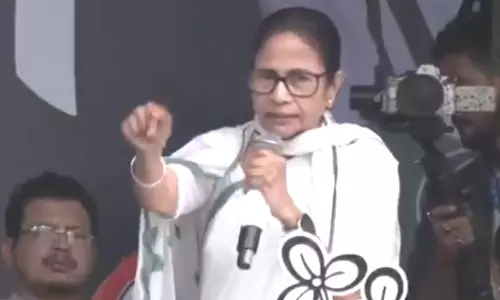 மேற்கு வங்கத்தில் ஆட்சியை பிடிக்கும் பா.ஜ.க. முயற்சி பலிக்காது: மம்தா ஆவேசம்