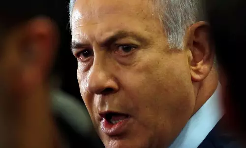 இஸ்ரேல்: ஆளும் கூட்டணியில் இருந்து கட்சிகள் அடுத்தடுத்து விலகல்.. பெரும்பான்மையை இழந்த நேதன்யாகு அரசு