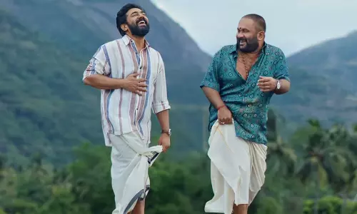 நிவின் பாலி - அஜு வர்கீஸ் இணைந்து நடிக்கும் `சர்வம் மாயா