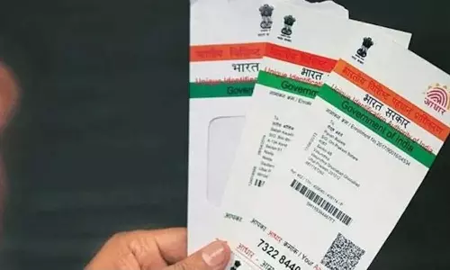 1.17 கோடி மரணமடைந்தவர்களின் ஆதார் எண்கள் முடக்கம்