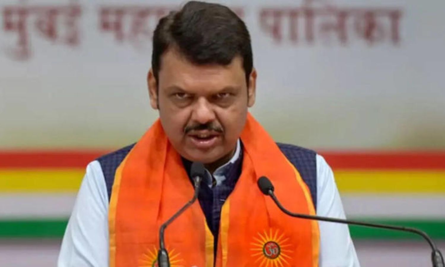 இந்து, பௌத்தர், சீக்கியர்களை தவிர பிறரின் பட்டியல் சாதி சான்றிதழ் ரத்து செய்யப்படும் - பட்னாவிஸ்