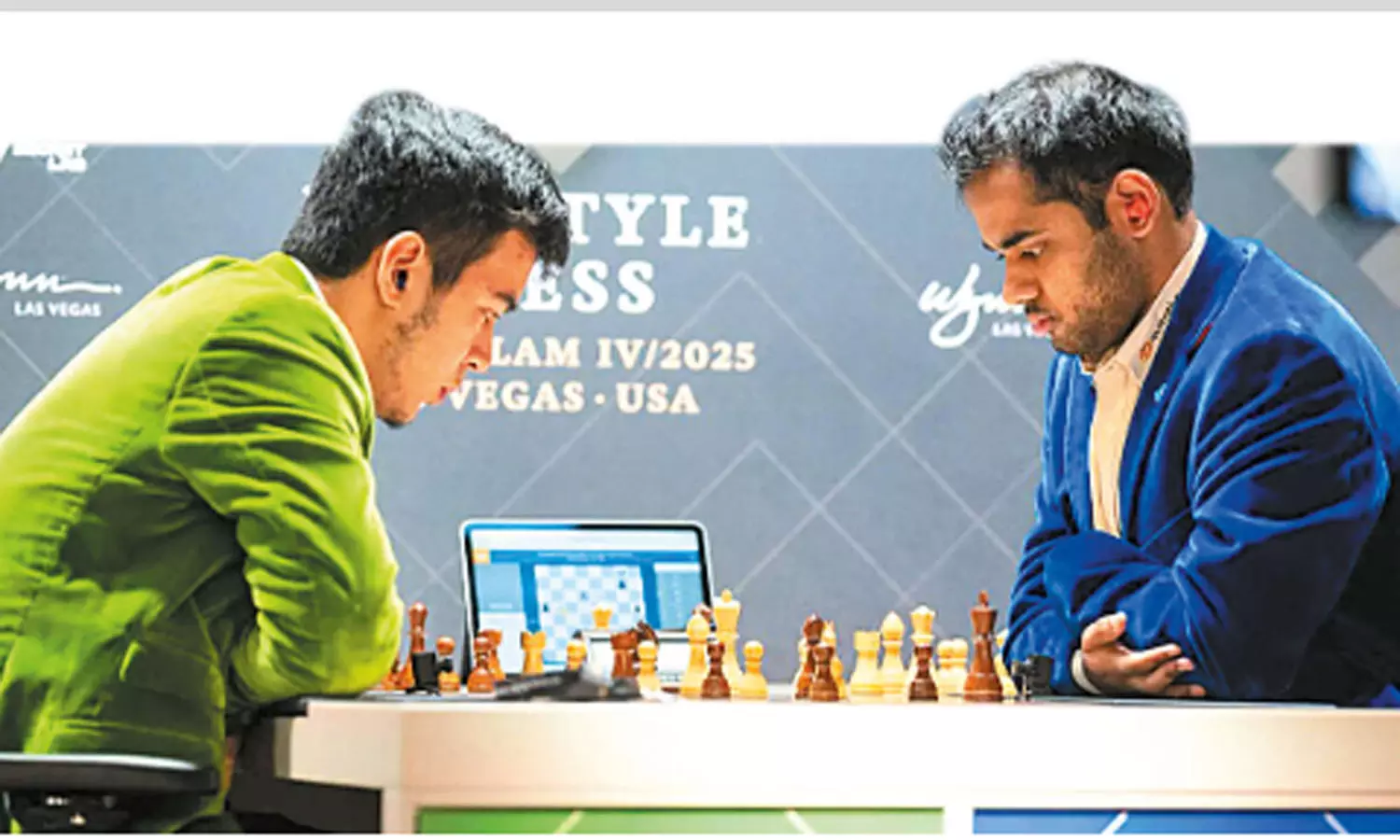 பிரீஸ்டைல் சர்வதேச செஸ்: இந்தியாவின் அர்ஜூன் எரிகைசி அரையிறுதிக்கு முன்னேற்றம் பிரீஸ்டைல் சர்வதேச செஸ்: இந்தியாவின் அர்ஜூன் எரிகைசி அரையிறுதிக்கு முன்னேற்றம்