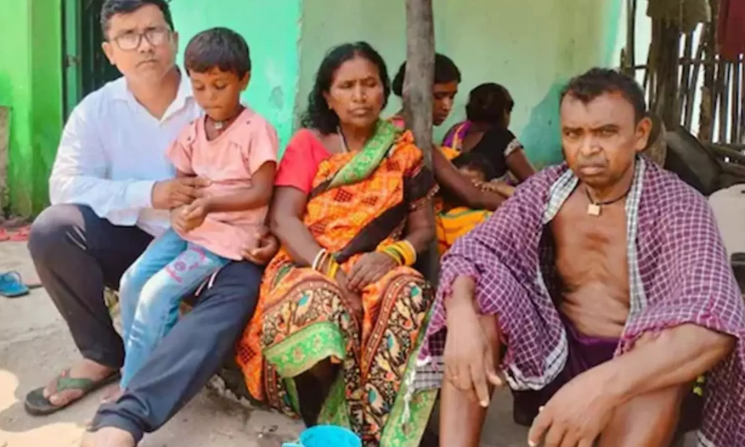 நைஜர்: பயங்கரவாத தாக்குதலில் 2 இந்தியர்கள் பலி .. ஒருவர் கடத்தல் நைஜர்: பயங்கரவாத தாக்குதலில் 2 இந்தியர்கள் பலி .. ஒருவர் கடத்தல்