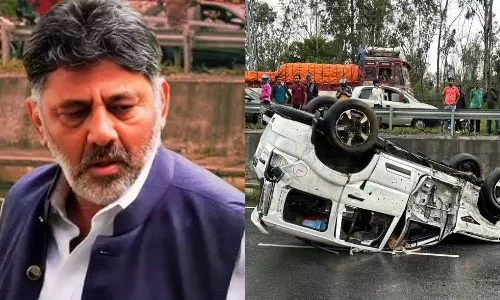 கர்நாடக துணை முதல்வர் டி.கே.சிவகுமாரின் கான்வாய் வாகனம் கவிழ்ந்து விபத்து.. 5 பேர் காயம்