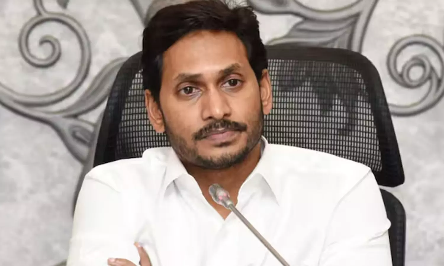 ரூ.3,500 கோடி மதுபான ஊழல்: ஜெகன்மோகன் மாதந்தோறும் ரூ.60 கோடி லஞ்சம் பெற்றதாக புகார்