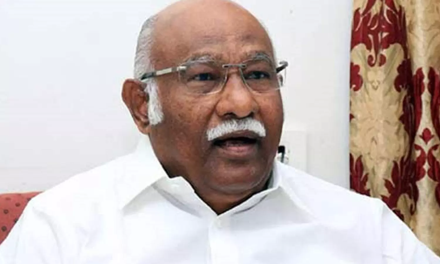 தி.மு.க.வில் இணைகிறார் அன்வர் ராஜா? தி.மு.க.வில் இணைகிறார் அன்வர் ராஜா?