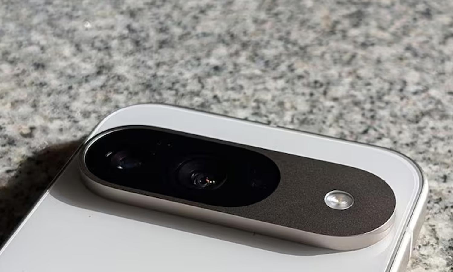 லீக் ஆன புதிய விவரங்கள் - வெளியீட்டுக்கு ரெடியான பிக்சல் 10 சீரிஸ் ...