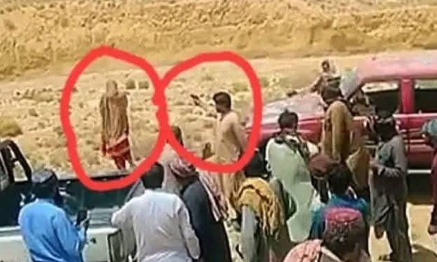 திருமணமான இளம் ஜோடி ஆணவக் கொலை.. பாகிஸ்தானை உலுக்கிய வீடியோ - 13 பேர் கைது