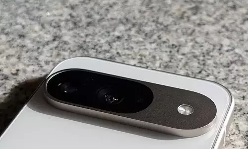 லீக் ஆன புதிய விவரங்கள் - வெளியீட்டுக்கு ரெடியான பிக்சல் 10 சீரிஸ்