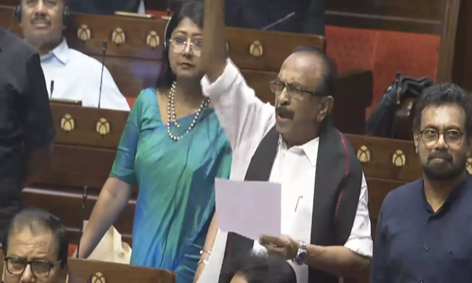 கச்சத்தீவை மீட்க வேண்டும் - அமளிக்கு நடுவே பாராளுமன்றத்தில் தனி ஆளாக முழங்கிய வைகோ