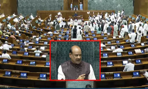 எதிர்க்கட்சிகளின் கடும் அமளியால் 3 ஆவது நாளாக முடங்கிய பாராளுமன்றம்