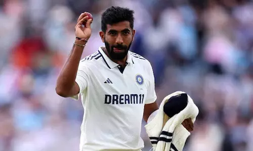 இங்கிலாந்துக்கு எதிரான 4-வது டெஸ்ட்: வரலாற்று சாதனைகளை படைக்கவிருக்கும் பும்ரா