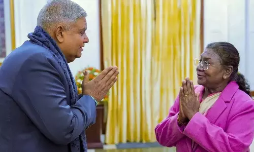 துணை ஜனாதிபதி பதவியை ராஜினாமா செய்வதற்கு முன்பு ராஷ்டிரபதி பவனுக்கு சென்ற ஜெகதீப் தன்கர்.. ஏன்?